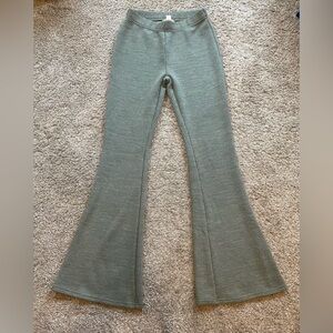 American Eagle - Green Ribbed Flare Pants. Size small